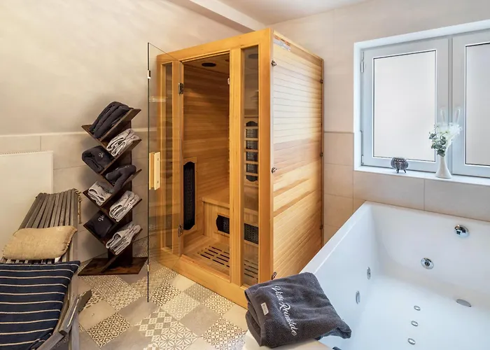 Reinhilde Mit Sauna *