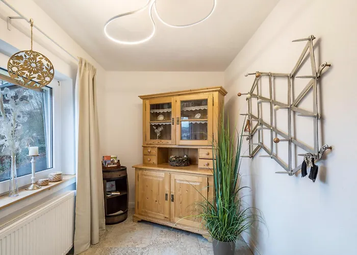 Reinhilde Mit Sauna Дом отдыха Felsberg