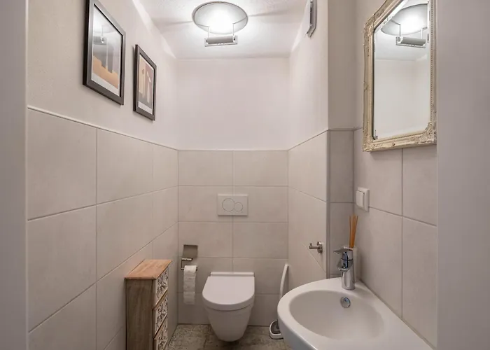 Дом отдыха Reinhilde Mit Sauna Felsberg