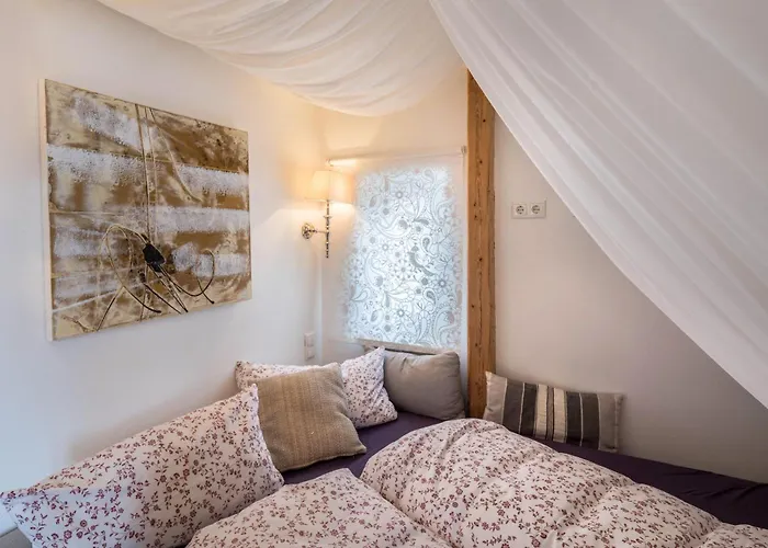 Reinhilde Mit Sauna * Felsberg