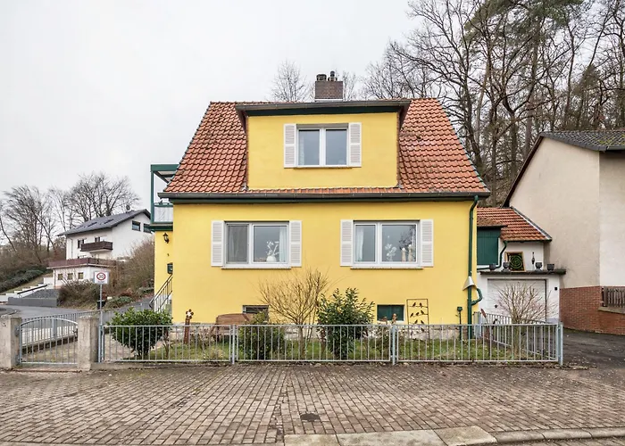 Reinhilde Mit Sauna Дом отдыха Felsberg