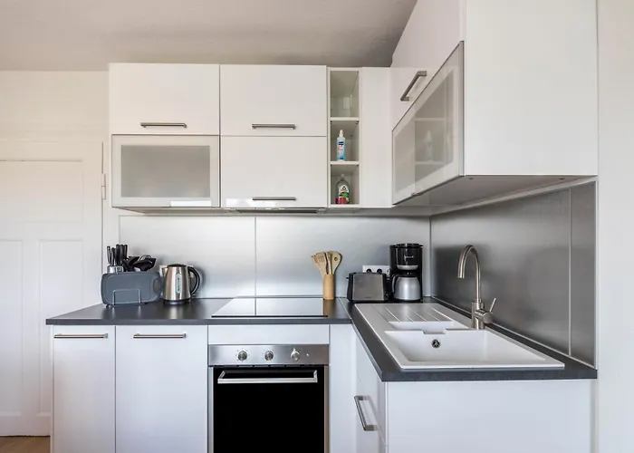 Reinhilde Mit Sauna *